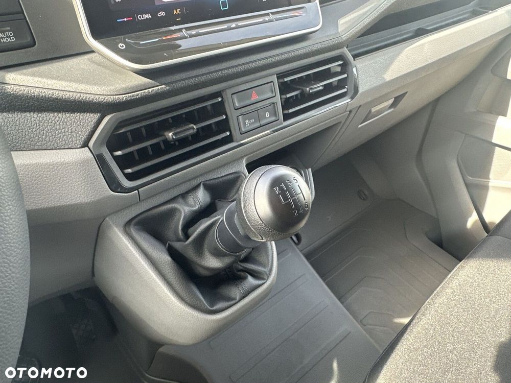 Volkswagen Crafter - 21