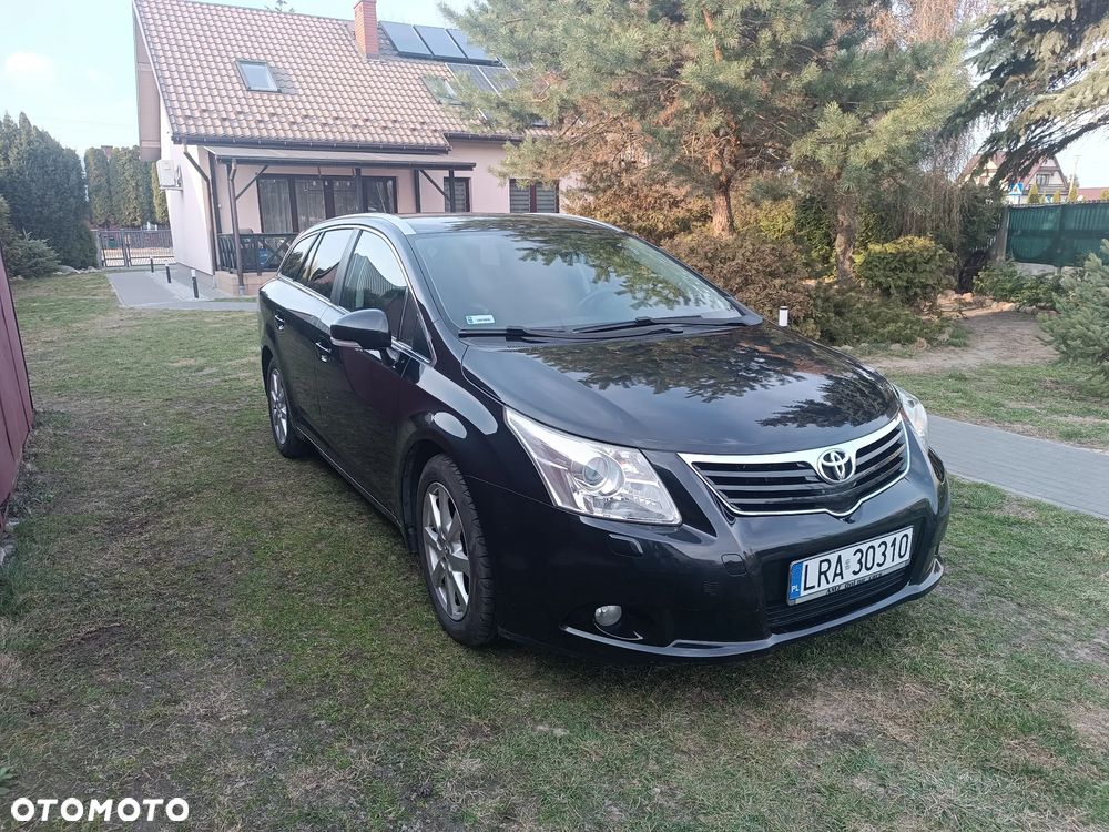 Toyota Avensis 1.8 Sol - 3