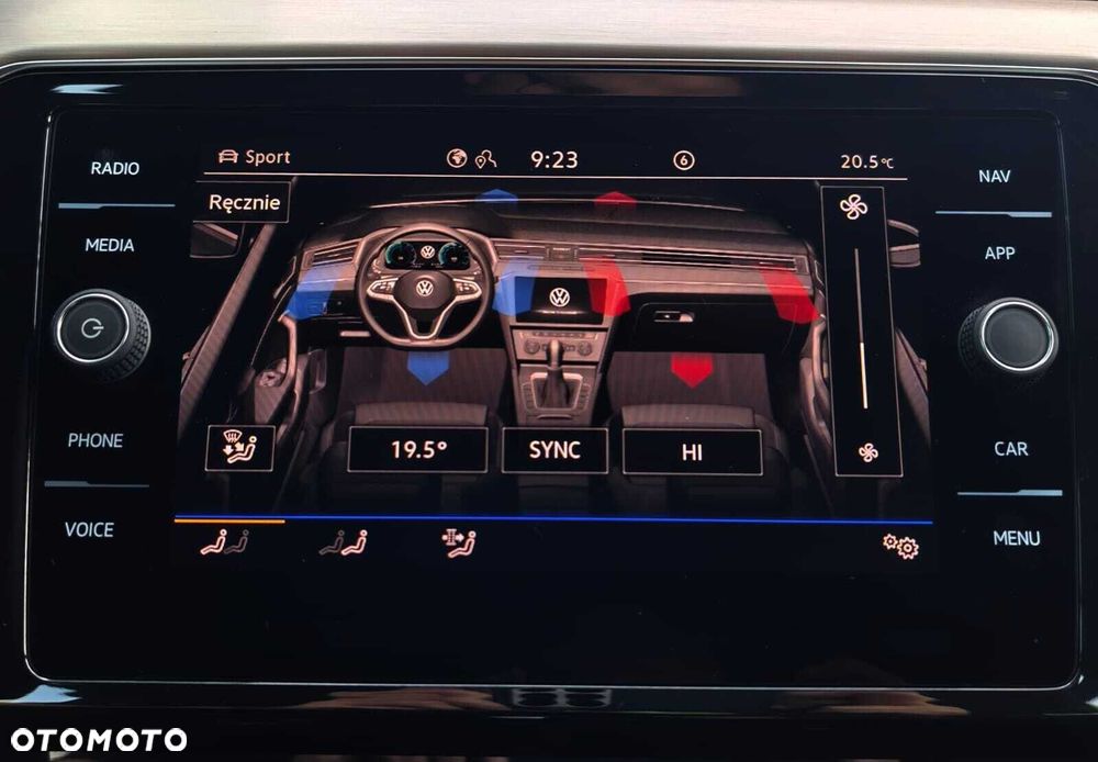 Volkswagen Passat 1.5 TSI EVO Elegance DSG - 33