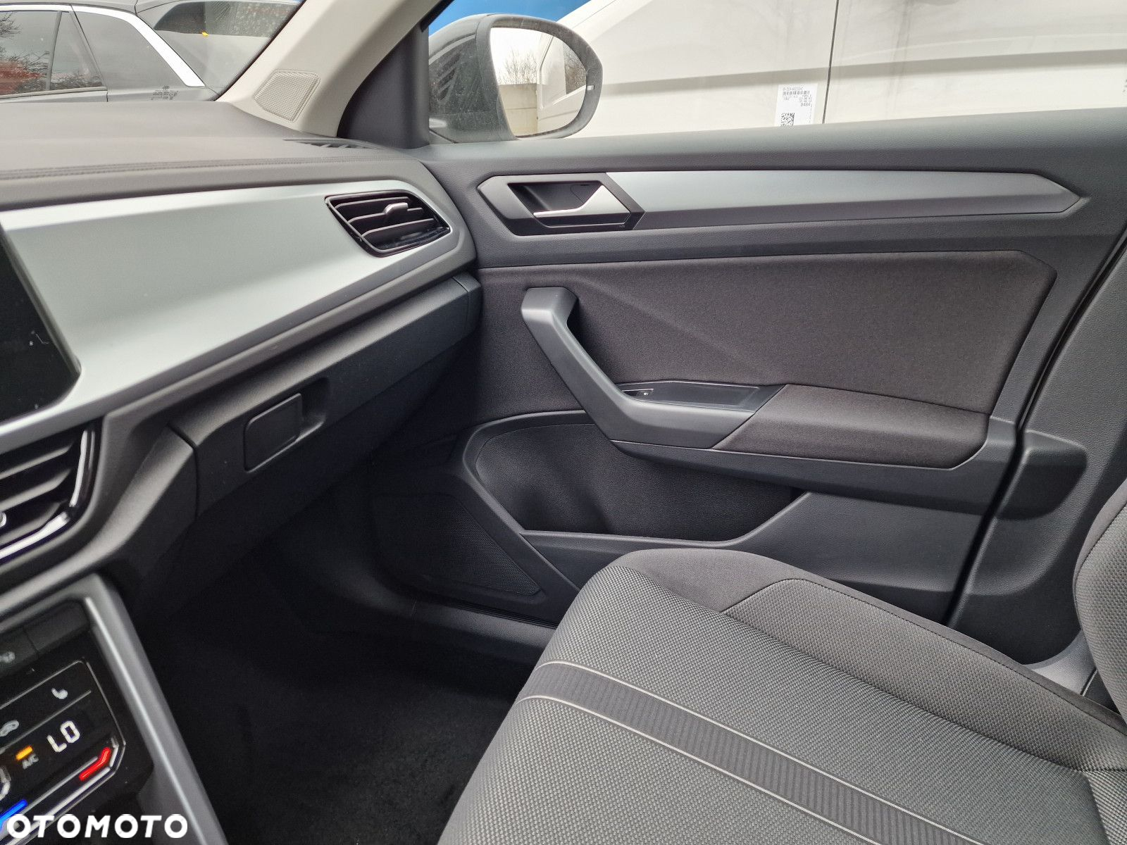 Volkswagen T-Roc 1.5 TSI Life DSG - 19