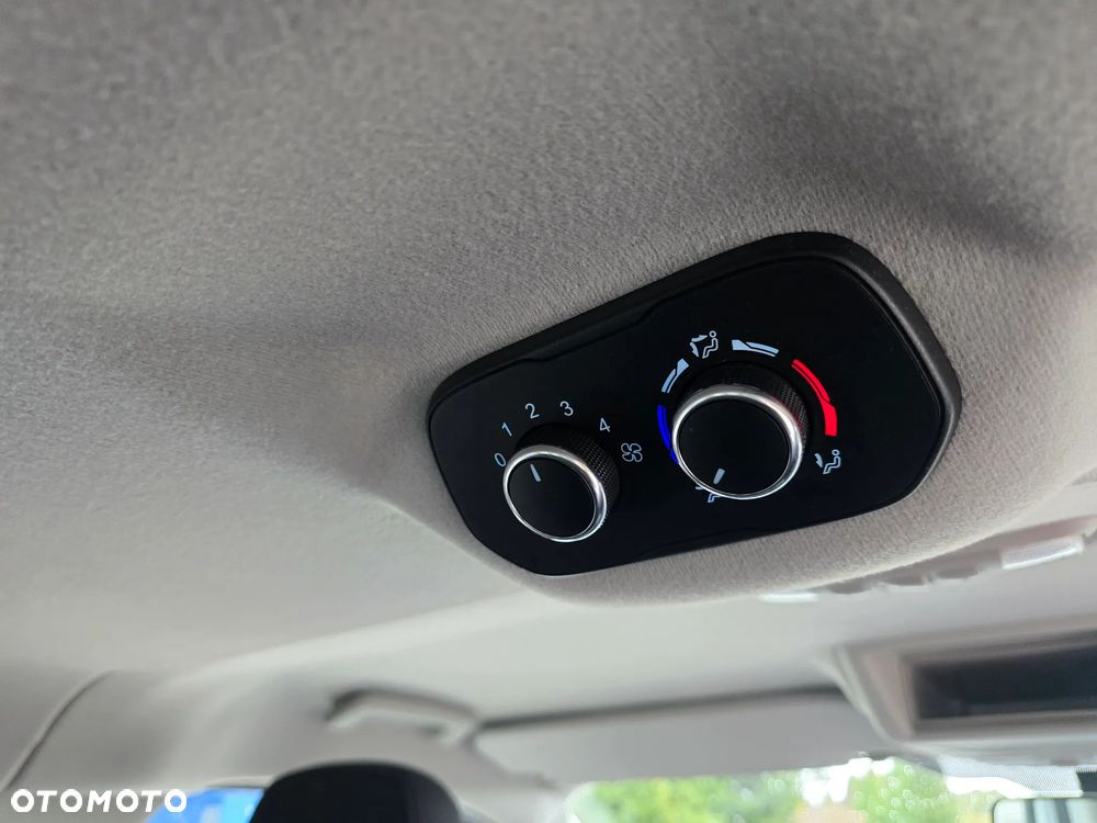 Ford Tourneo Custom 2.0 EcoBlue L2 Trend - 18