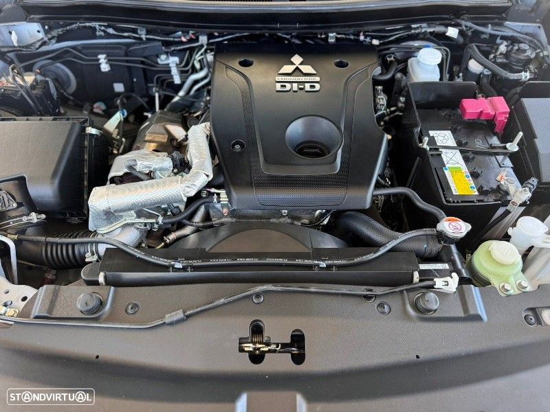 Mitsubishi L200 2.3 DI-D Strakar CD Connect Edition 4WD - 42