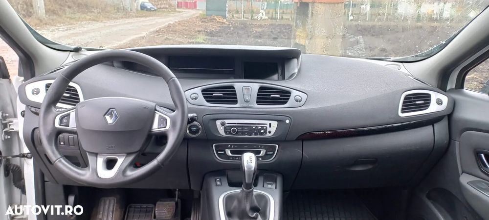 Renault Scenic - 4