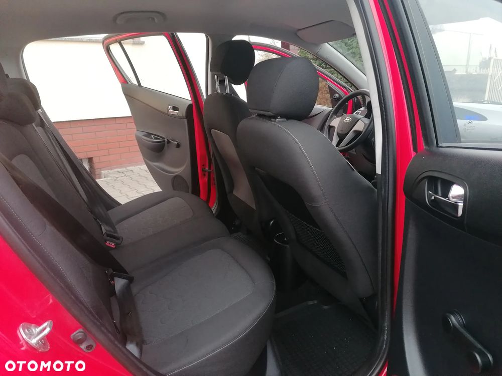 Hyundai i20 - 13