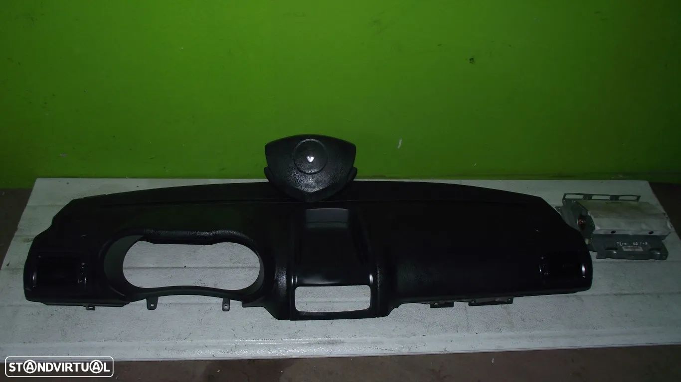 Conjunto de Tablier e Airbags Renault Clio - 2001 / 2005 - TAB3 - 1
