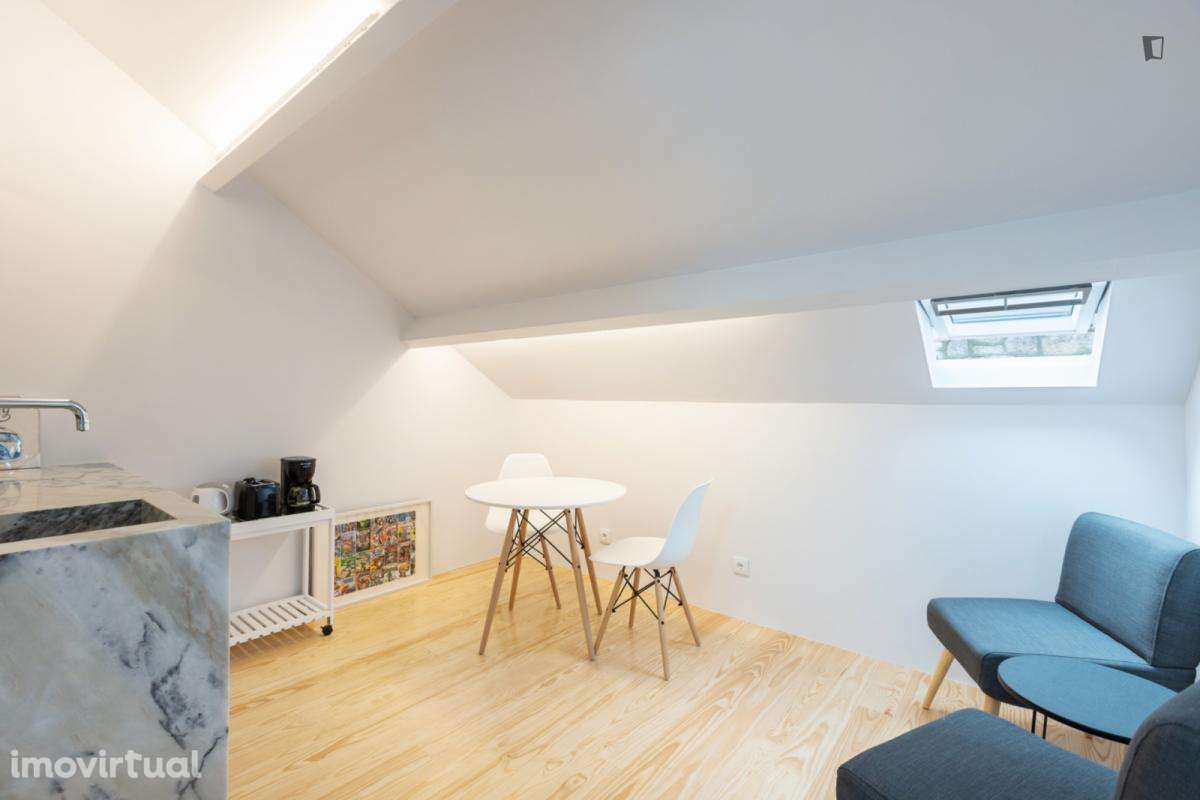 Quarto - localizado em Paranhos Porto - Grande imagem: 5/15