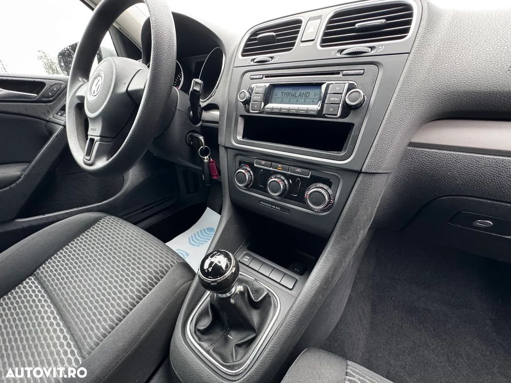 Volkswagen Golf 2.0 TDI DPF Trendline - 19