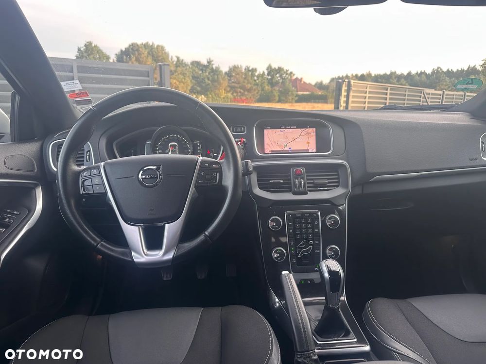 Volvo V40 - 10