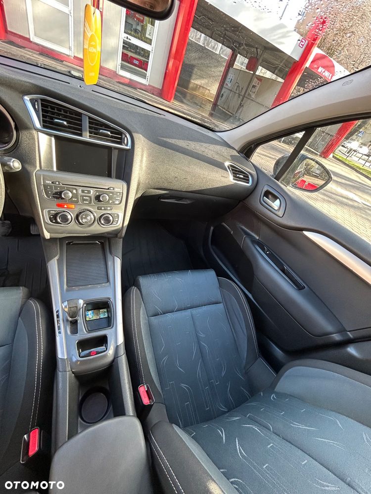 Citroën C4 1.6 e-HDi Exclusive MCP - 9