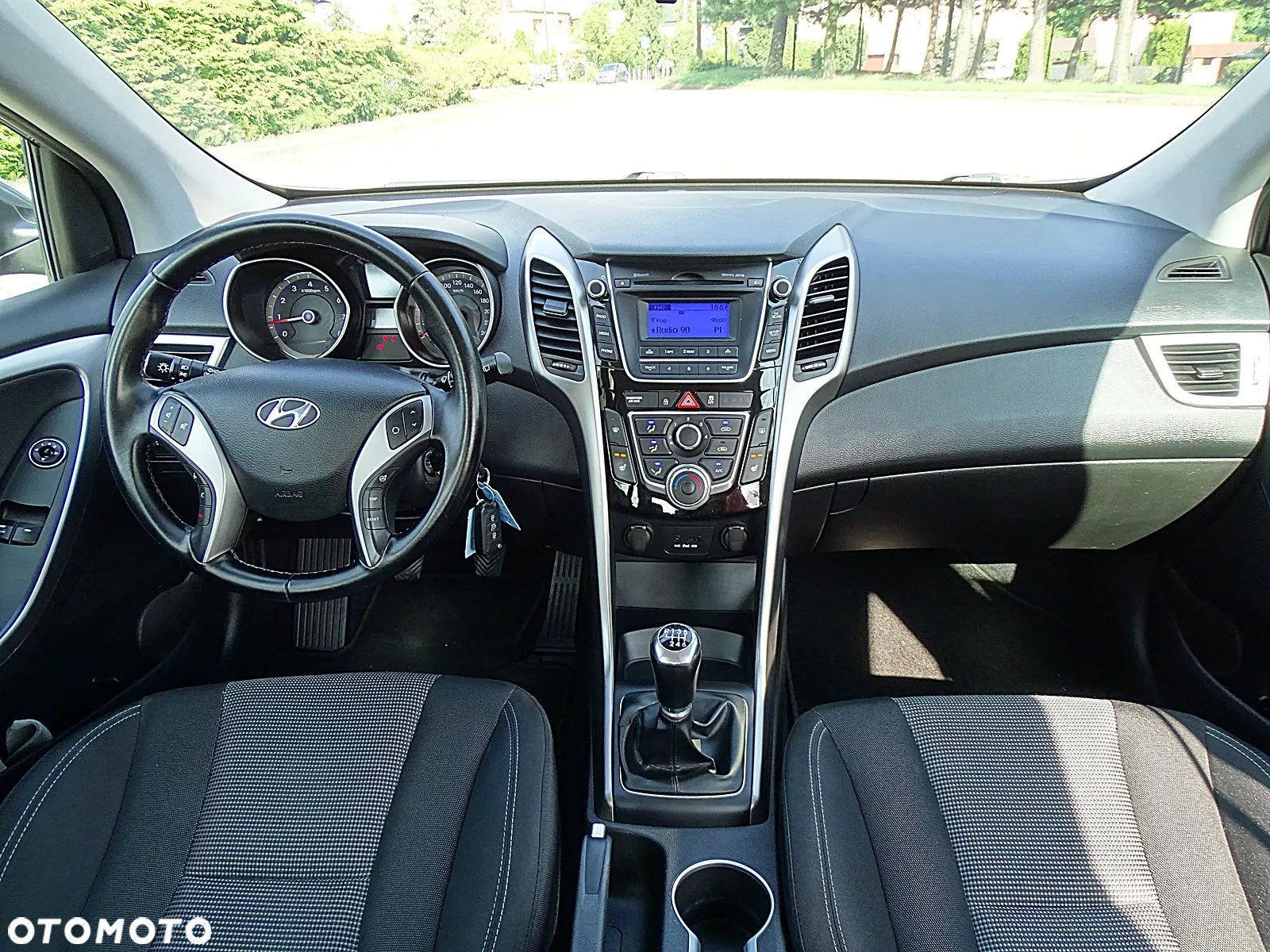 Hyundai i30 i30cw 1.6 Fifa World Cup Edition - 32