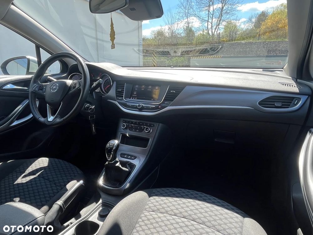 Opel Astra 1.2 T Elegance S&S - 7