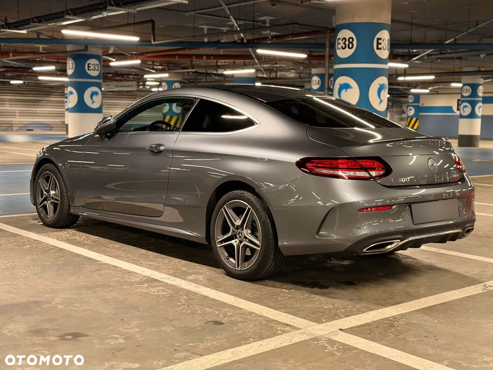 Mercedes-Benz C-Class 2019 photo 3