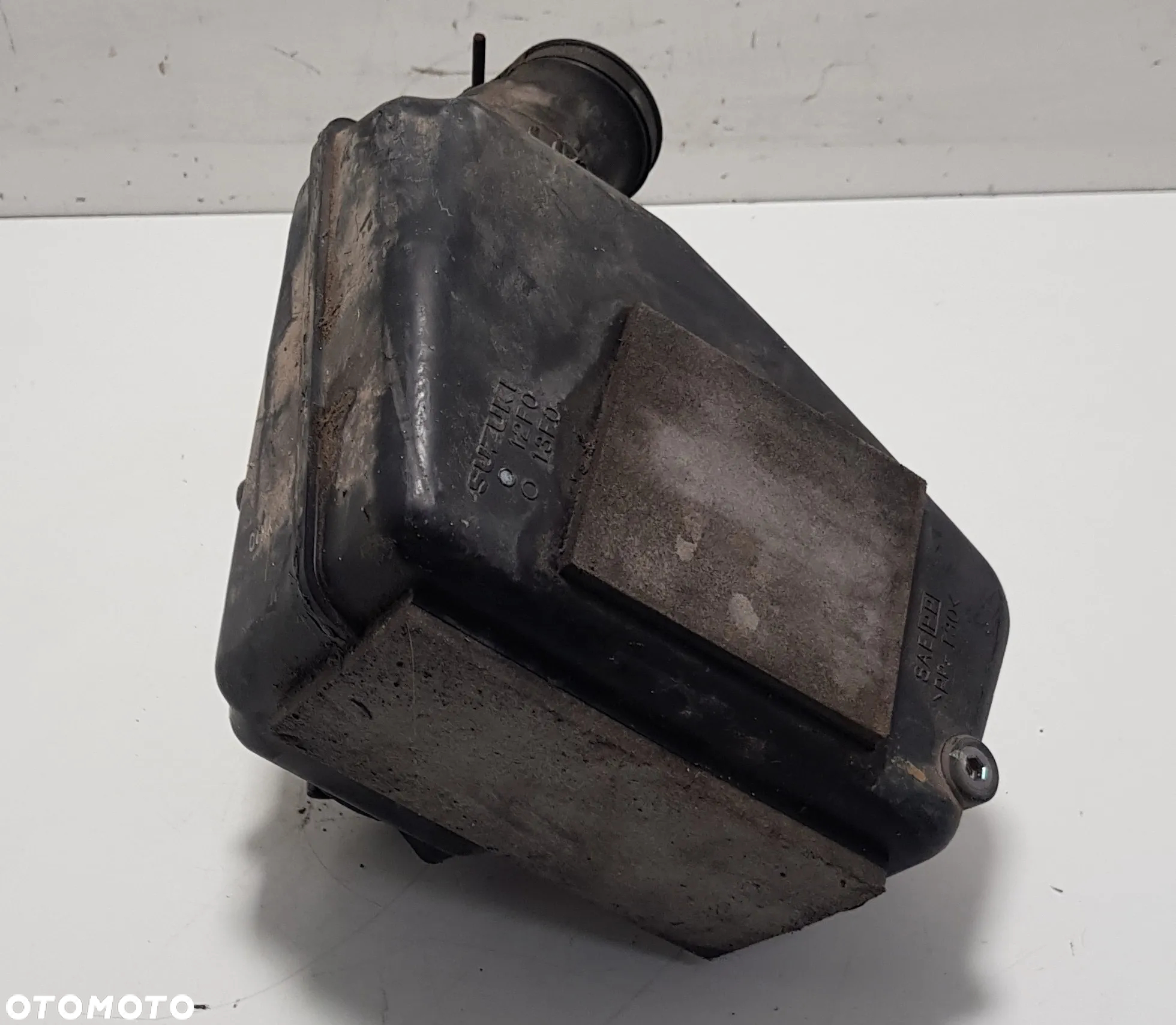 Suzuki Marauder 125 Filtr Powietrza Airbox - 3