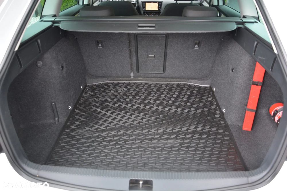 Skoda Octavia 1.6 TDI DSG Ambition - 15