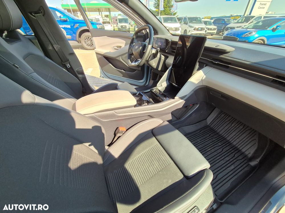 Ford Explorer AWD 79 kWh Extended Range Premium - 16