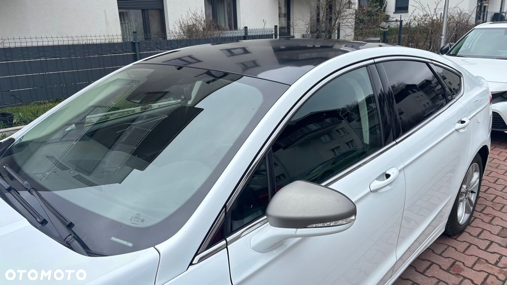 Ford Mondeo 2.0 EcoBoost Titanium - 3