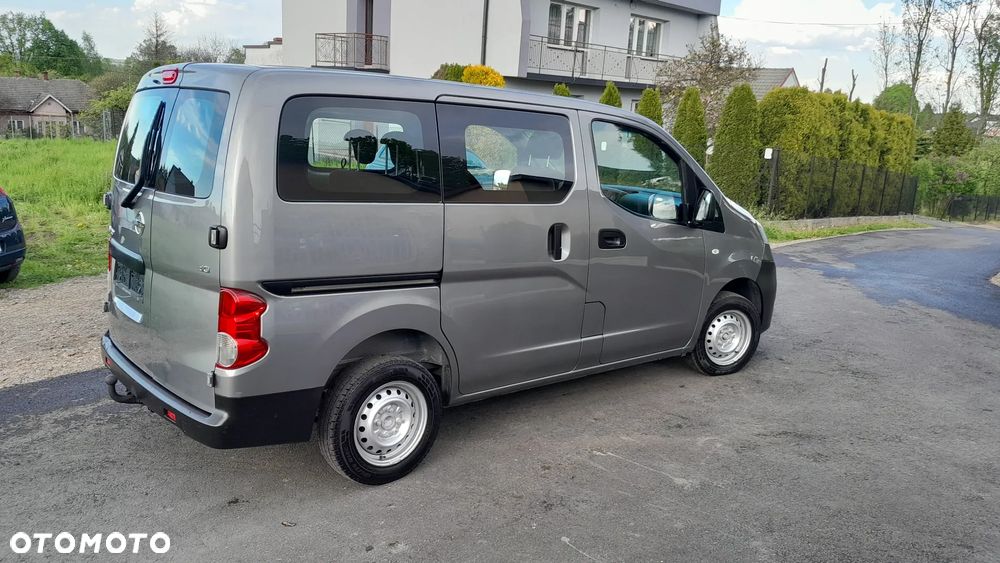 Nissan NV200 - 19