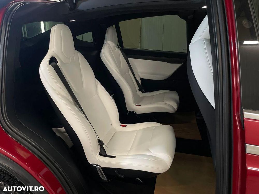 Tesla Model X Ludicrous Performance - 13