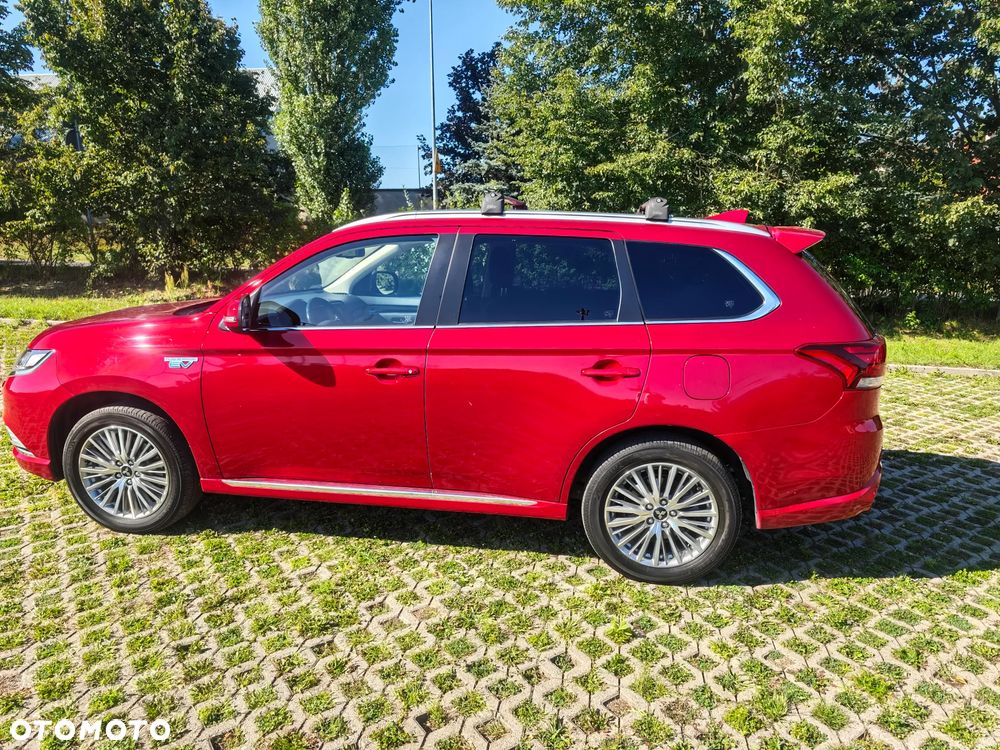 Mitsubishi Outlander - 5