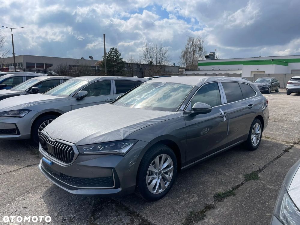 Skoda Superb 2.0 TDI SCR 4x4 Edition 130 DSG - 1