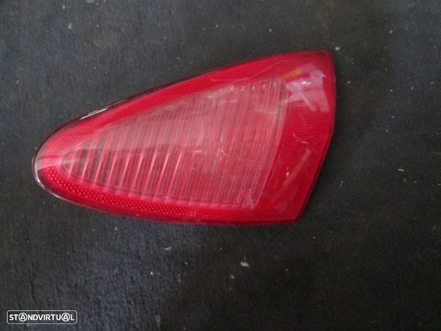Farol Tras 46556346 ALFA ROMEO 147 2002 3P DRT - 1