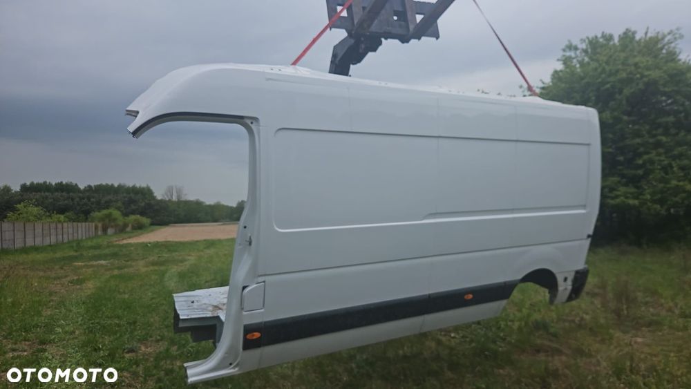 MASTER III MOVANO bok lewy