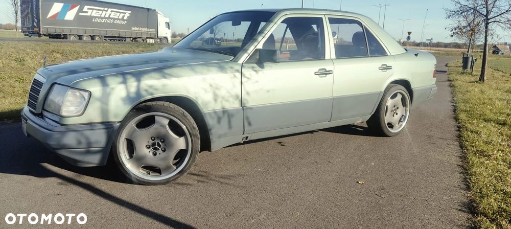 Mercedes-Benz W124 (1984-1993) - 1