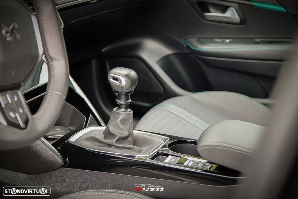 Peugeot 208 1.2 PureTech Allure - 11
