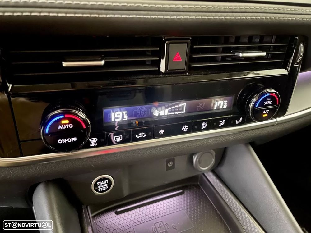 Nissan Qashqai 1.3 DIG-T N-Connecta LED Xtronic - 22