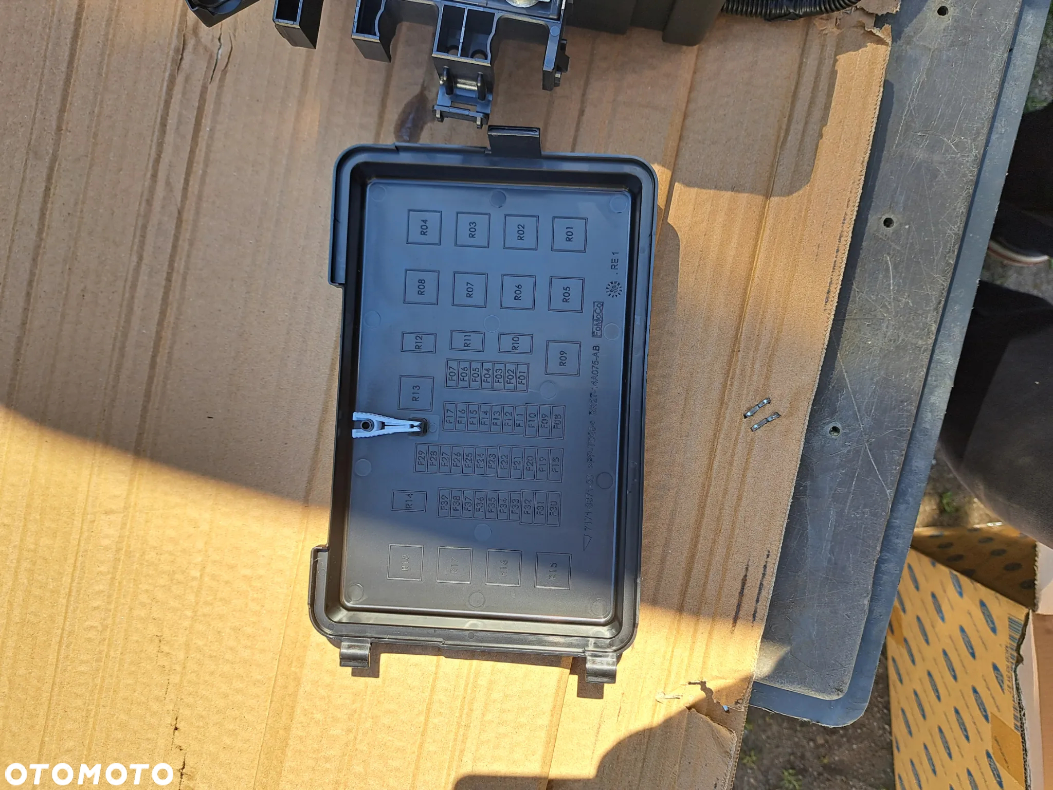 instalacja wiązka Ford Transit MK-8 Custom BK3T-9K499-FMF 2167735 BK2T-14A175-AA BK2T-14B144-AA skrzynka bezpieczników BSI Exhaust Emission control - 6