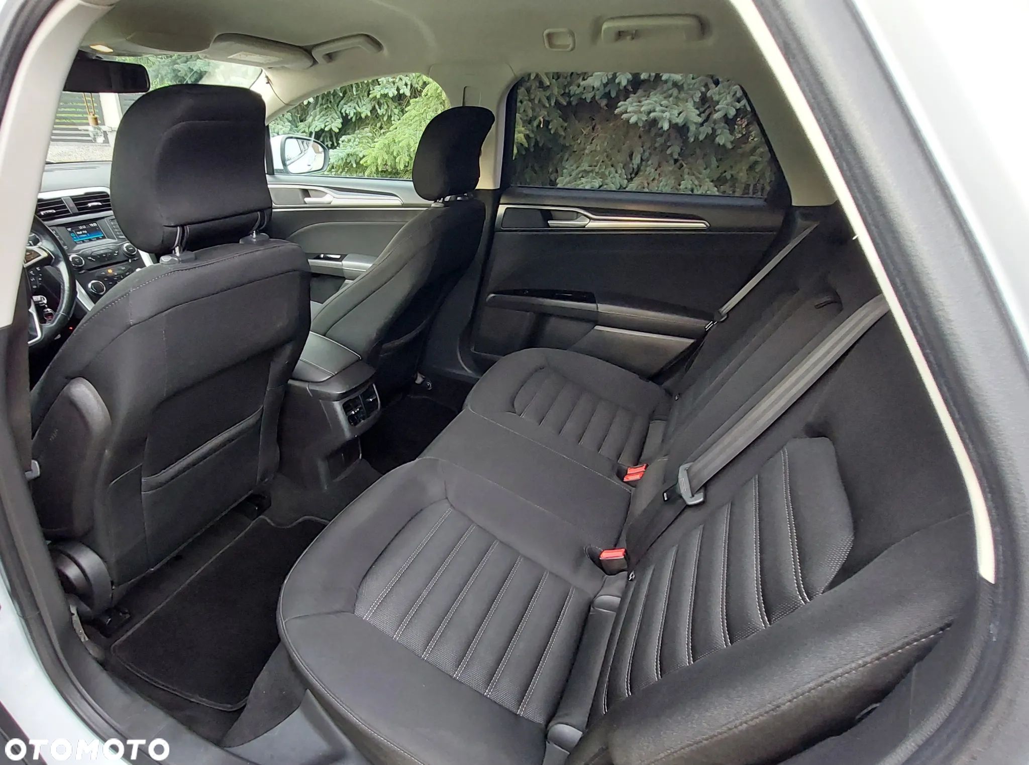 Ford Mondeo 2.0 TDCi Ambiente Plus - 13
