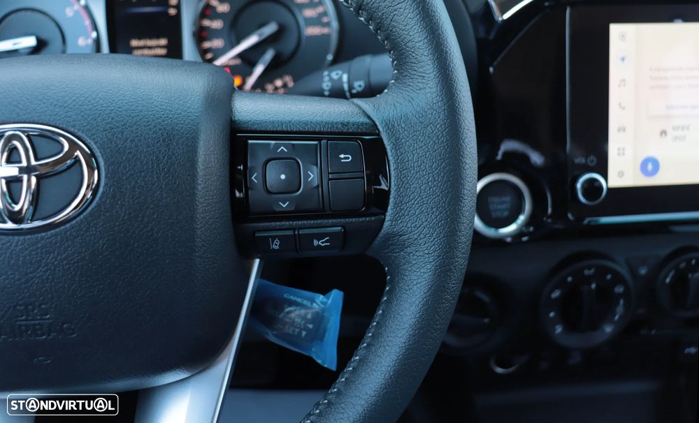 Toyota Hilux 2.4 D-4D 4WD CD CH Aut. - 25