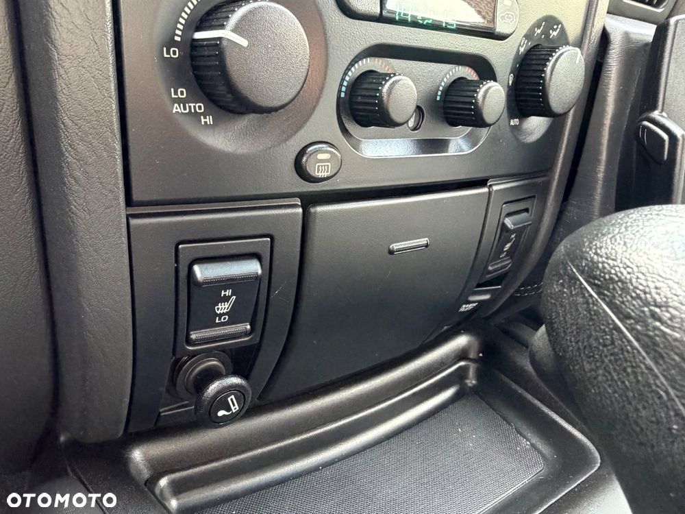 Jeep Grand Cherokee - 25