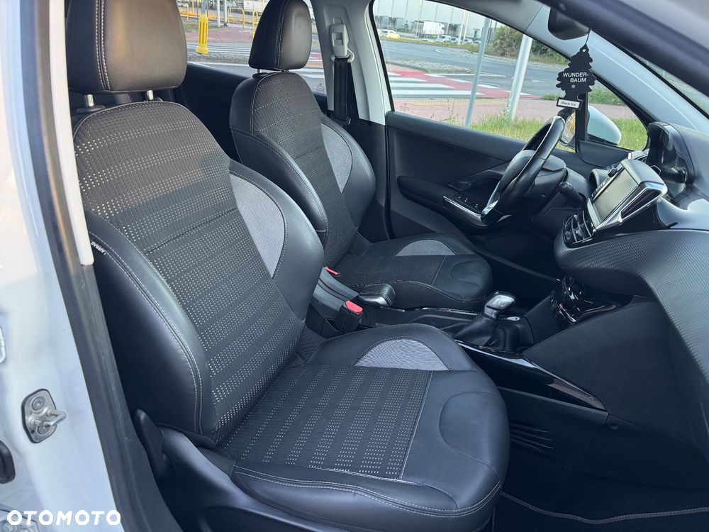 Peugeot 2008 - 16