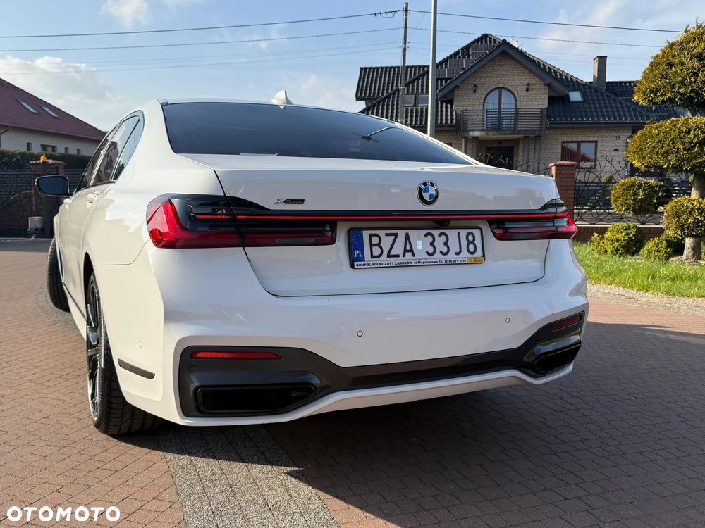BMW Seria 7 750Li xDrive sport - 5
