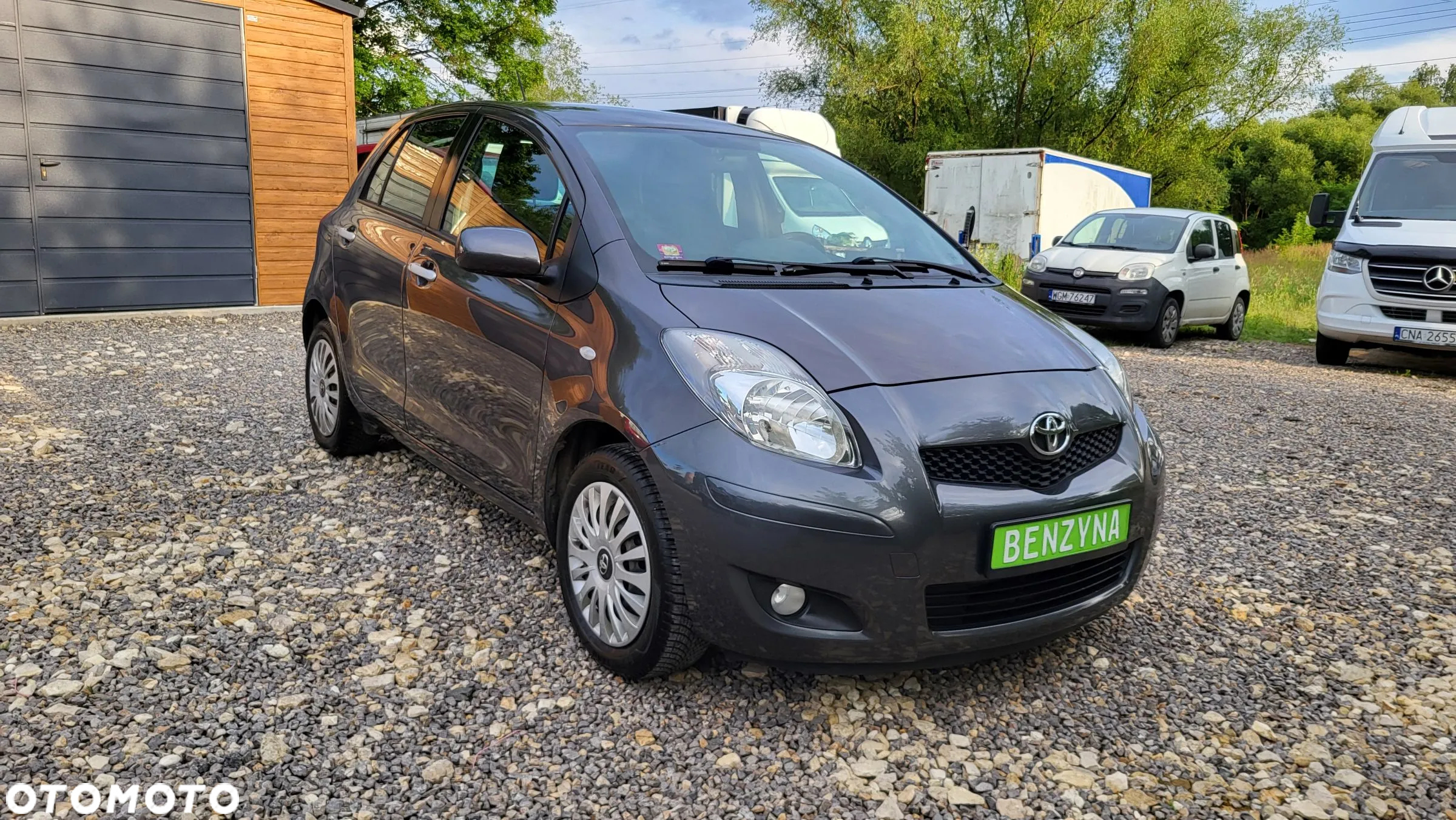 Toyota Yaris 1.0 Premium - 28