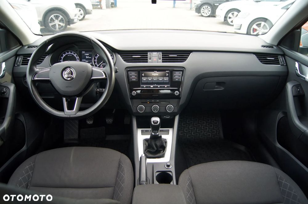 Skoda Octavia 1.6 TDI Ambition - 12