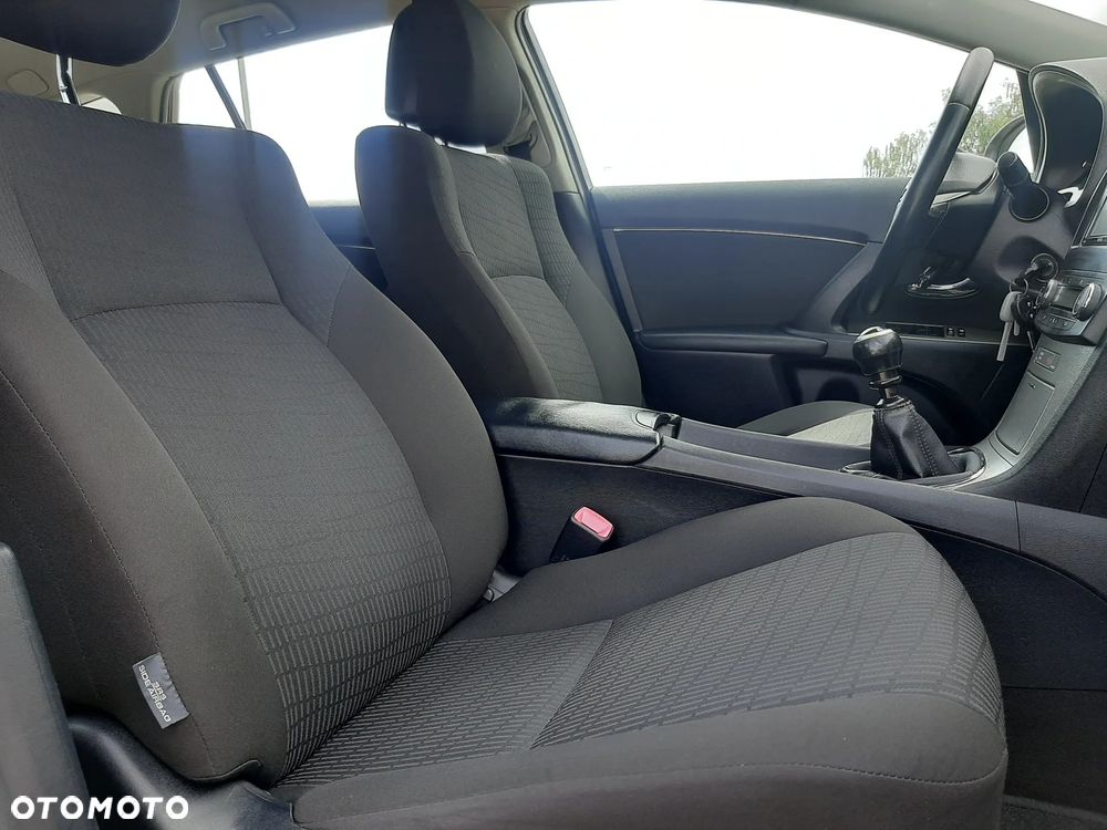 Toyota Avensis 1.8 Executive - 20