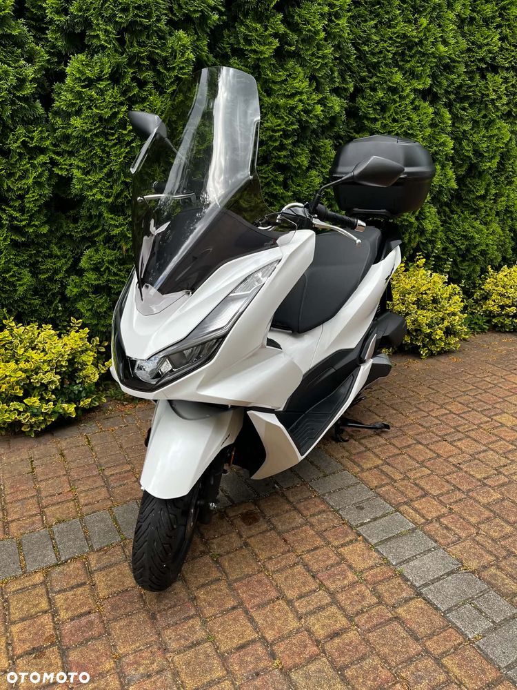 Honda PCX - 1