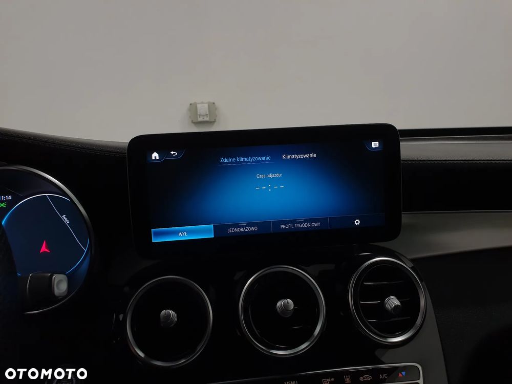Mercedes-Benz GLC 300 de 4Matic 9G-TRONIC AMG Line Plus - 20