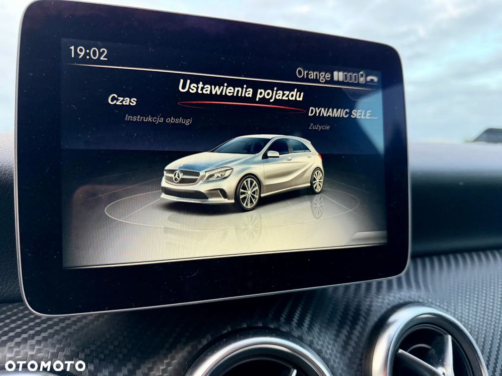 Mercedes-Benz Klasa A 180 7G-DCT AMG Line - 17