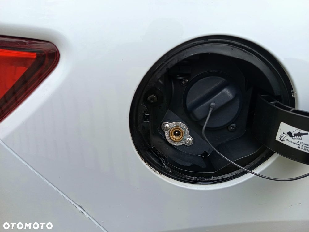 Renault Clio 1.2 16V Dynamique - 10