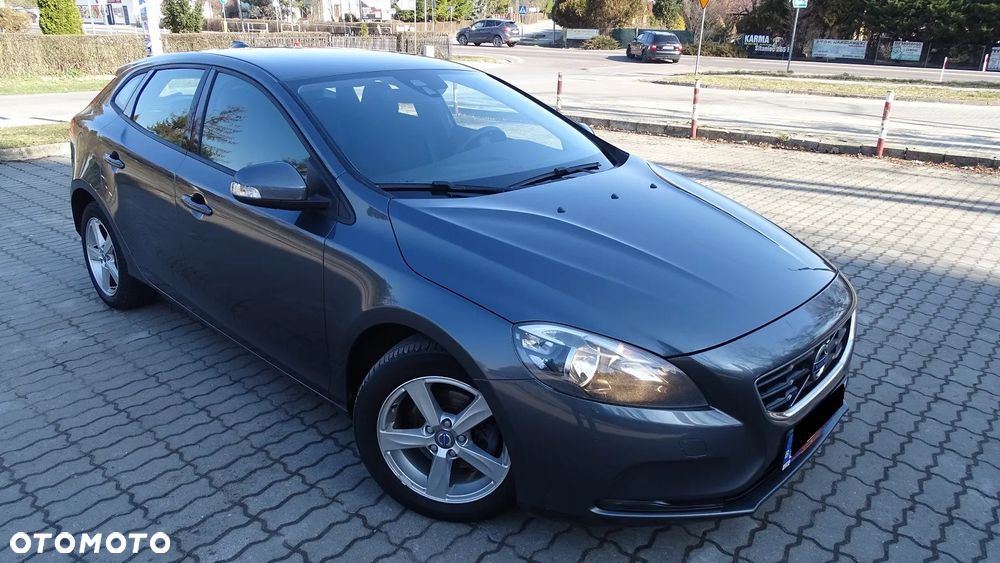 Volvo V40 D2 - 2