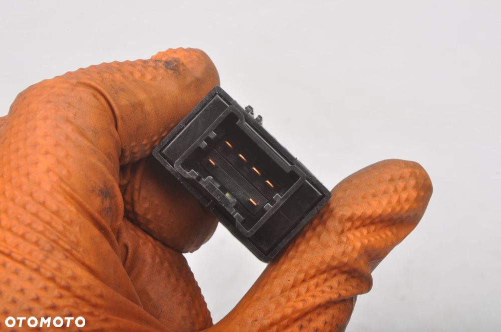 HONDA ACCORD VI PRZEŁĄCZNIK OTWIERANIA SZYBERDACHU - 2