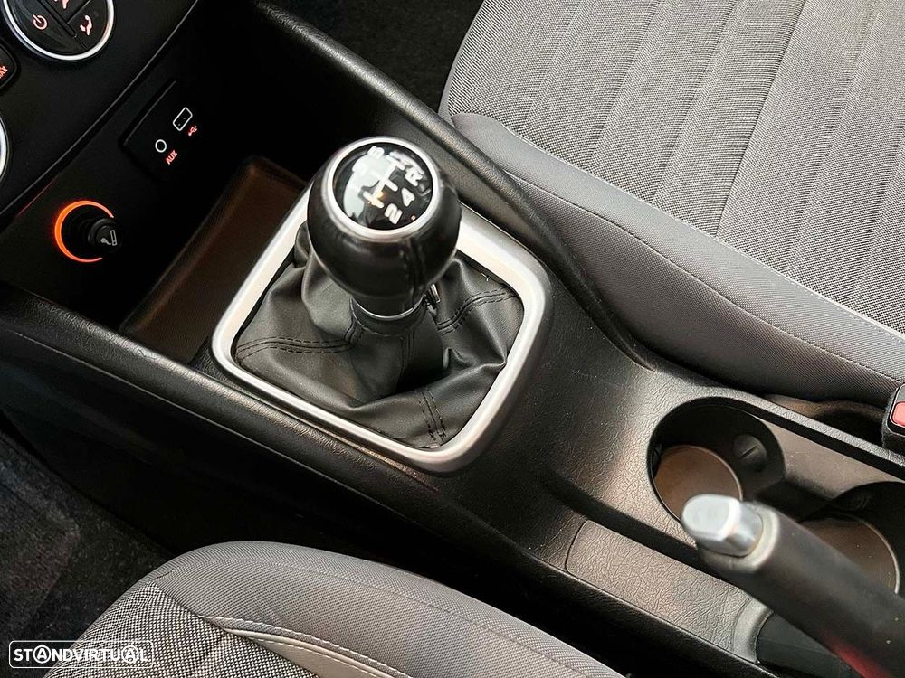 Fiat Tipo Sedan 1.3 MultiJet Lounge - 17