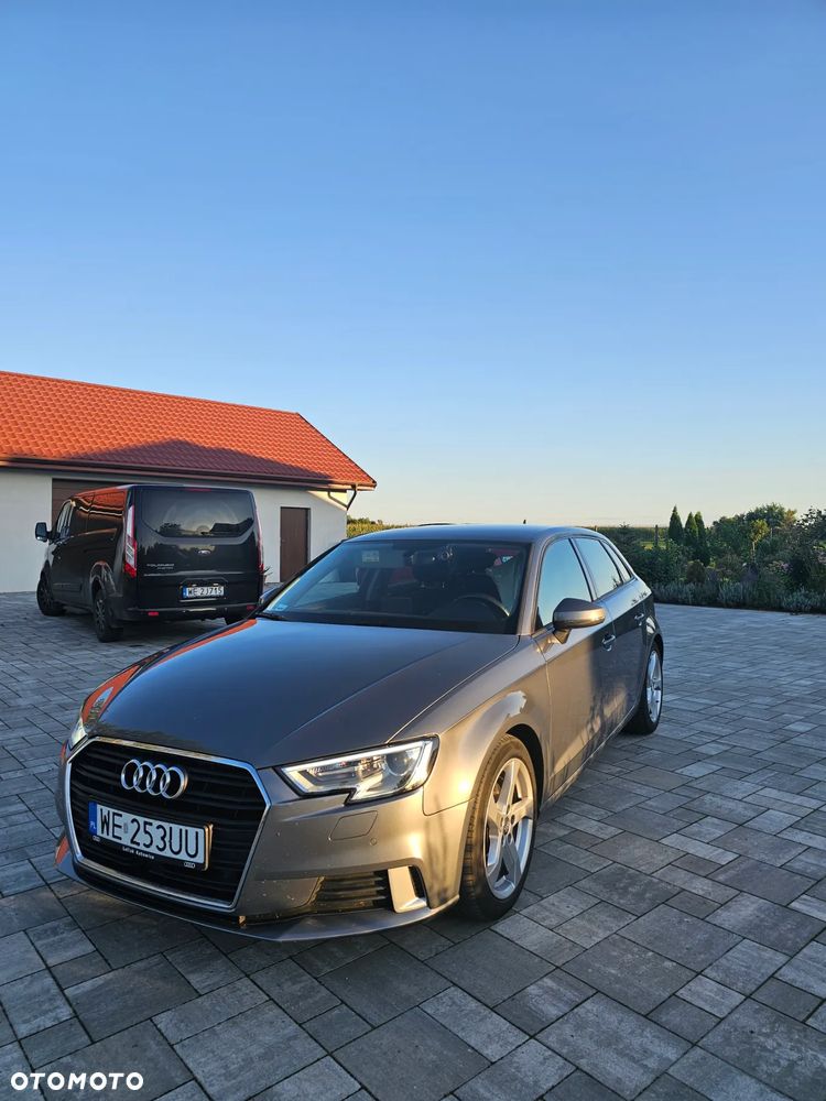 Audi A3 Sportback - 1