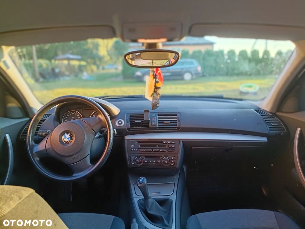 BMW Seria 1 - 8