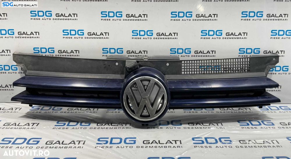 Grila cu Emblema Spoiler Bara Fata Volkswagen Golf 4 1998 - 2005 Cod 1J0853655G 1J0853651H [L3909] - 1