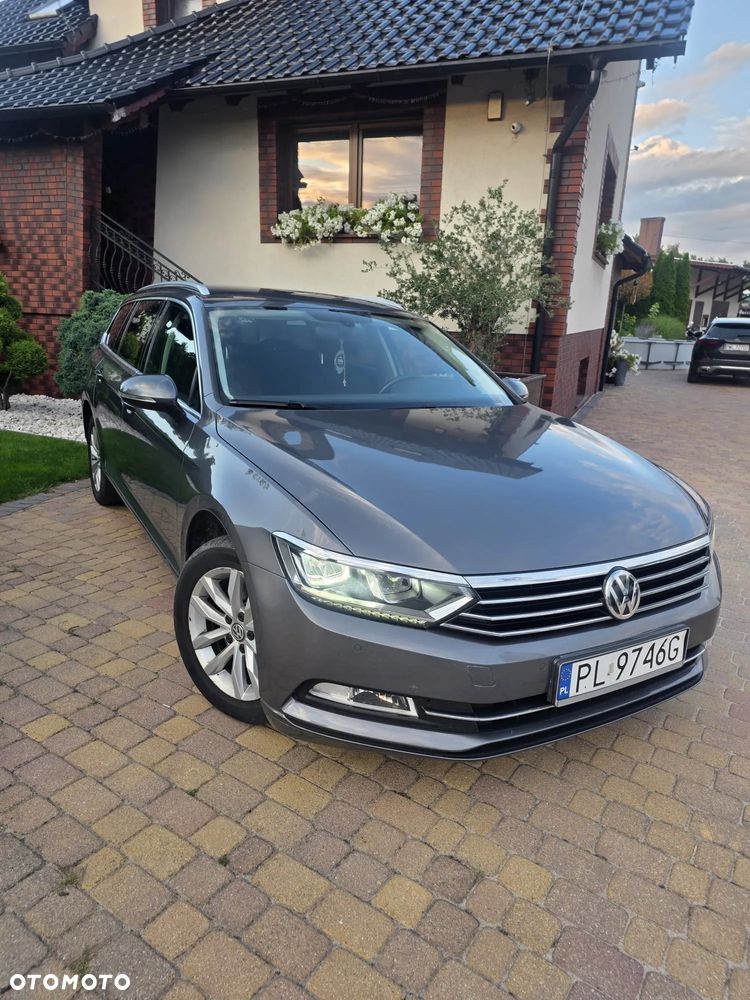 Volkswagen Passat 1.6 TDI (BlueMotion Technology) DSG Comfortline - 1