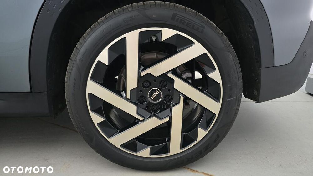 MINI Countryman C mHEV Linia Favoured - 12